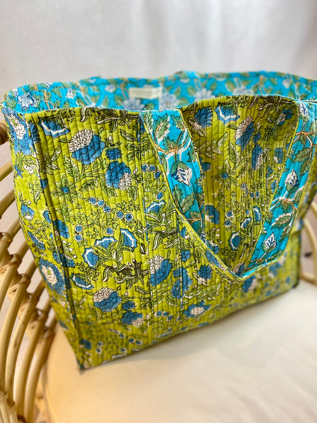 Tote bag - Block print - Skarp grønn/blå/blå/hvite blomster