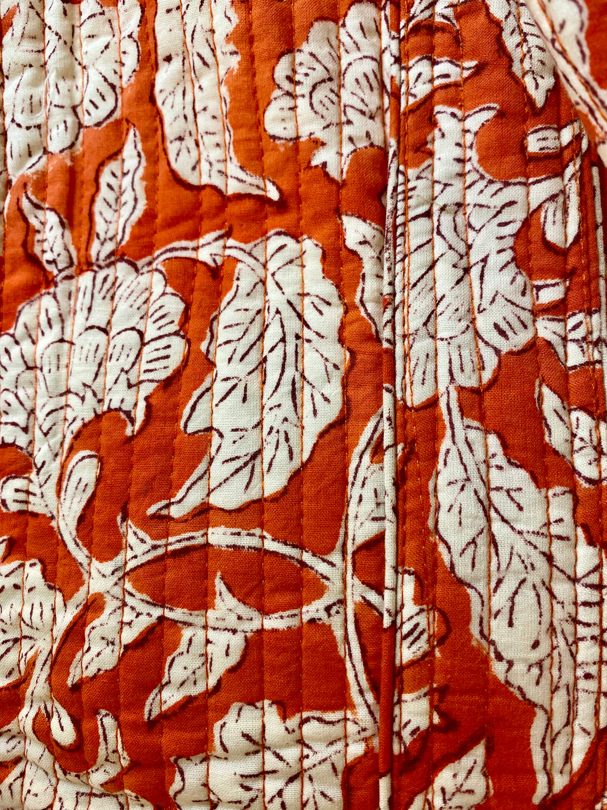 Kun 1 stk. igjen! Tote bag - Block print - Blomster rød/hvit